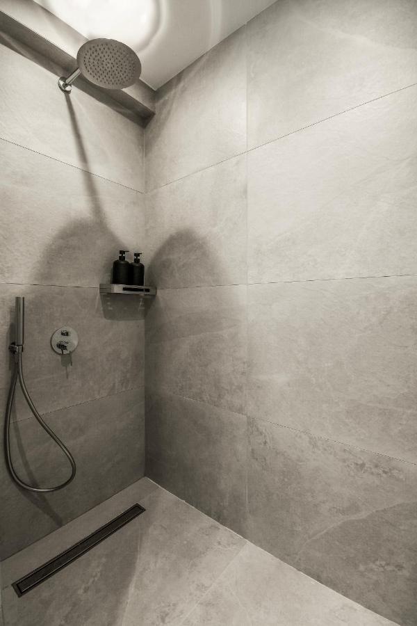 Luxury Downtown Apartment C2 塞萨洛尼基 外观 照片