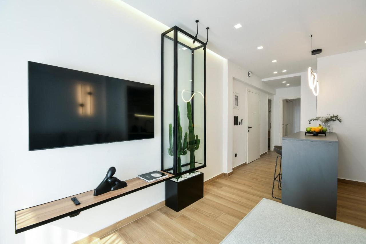 Luxury Downtown Apartment C2 塞萨洛尼基 外观 照片