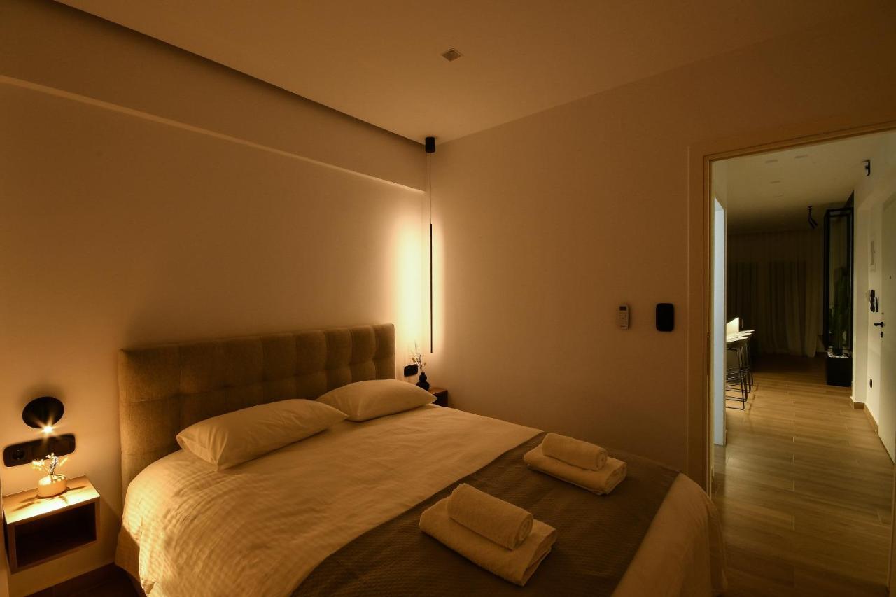 Luxury Downtown Apartment C2 塞萨洛尼基 外观 照片