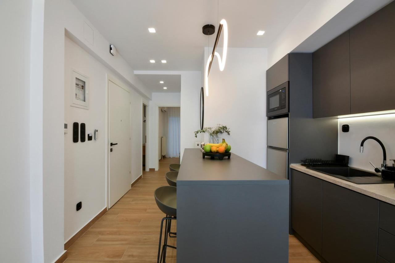 Luxury Downtown Apartment C2 塞萨洛尼基 外观 照片